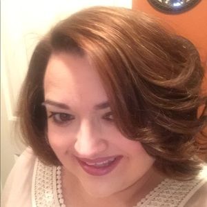 Meet your Posher, Paula